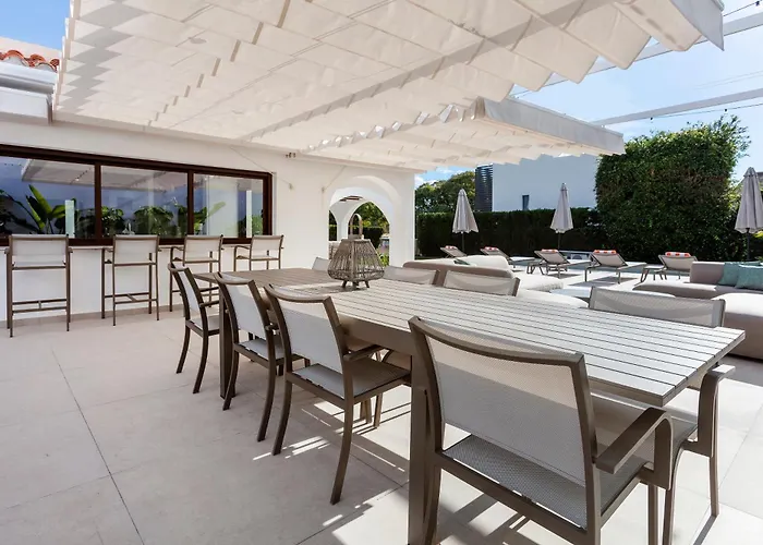 Villa El Junquillo - Luxury 4 Bedroom